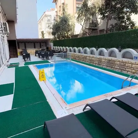 Sunmaris Hotel