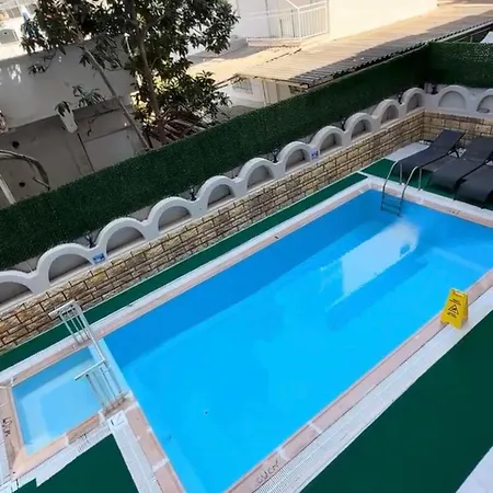 Sunmaris Hotel 3*